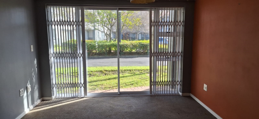To Let 2 Bedroom Property for Rent in Pinelands Western Cape